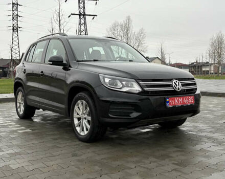 Черный Фольксваген Тигуан, объемом двигателя 2 л и пробегом 95 тыс. км за 14499 $, фото 3 на Automoto.ua