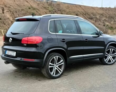 Черный Фольксваген Тигуан, объемом двигателя 2 л и пробегом 82 тыс. км за 9000 $, фото 6 на Automoto.ua