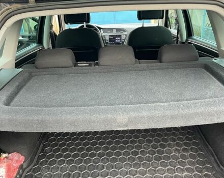 Черный Фольксваген Тигуан, объемом двигателя 2 л и пробегом 225 тыс. км за 24000 $, фото 11 на Automoto.ua