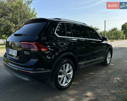 Черный Фольксваген Тигуан, объемом двигателя 1.97 л и пробегом 104 тыс. км за 26100 $, фото 6 на Automoto.ua