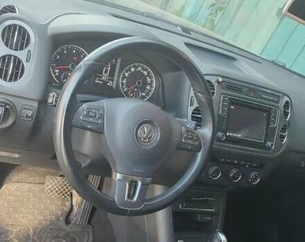 Черный Фольксваген Тигуан, объемом двигателя 1.98 л и пробегом 66 тыс. км за 16500 $, фото 7 на Automoto.ua