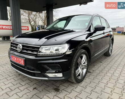 Чорний Фольксваген Тігуан, об'ємом двигуна 1.98 л та пробігом 151 тис. км за 24900 $, фото 2 на Automoto.ua
