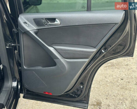 Черный Фольксваген Тигуан, объемом двигателя 1.98 л и пробегом 85 тыс. км за 15999 $, фото 10 на Automoto.ua