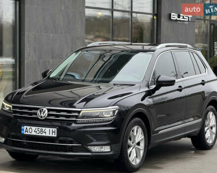Черный Фольксваген Тигуан, объемом двигателя 2 л и пробегом 209 тыс. км за 23800 $, фото 4 на Automoto.ua