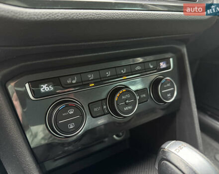 Чорний Фольксваген Тігуан, об'ємом двигуна 1.98 л та пробігом 151 тис. км за 24900 $, фото 31 на Automoto.ua