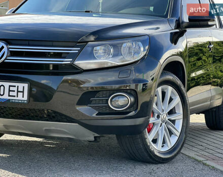 Черный Фольксваген Тигуан, объемом двигателя 1.98 л и пробегом 97 тыс. км за 12500 $, фото 1 на Automoto.ua