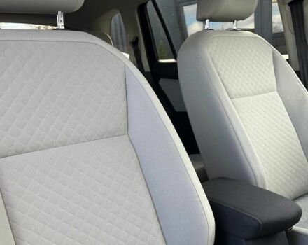 Чорний Фольксваген Тігуан, об'ємом двигуна 2 л та пробігом 42 тис. км за 17000 $, фото 22 на Automoto.ua