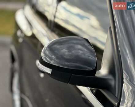 Черный Фольксваген Тигуан, объемом двигателя 2 л и пробегом 175 тыс. км за 12333 $, фото 11 на Automoto.ua