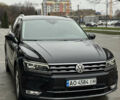 Черный Фольксваген Тигуан, объемом двигателя 2 л и пробегом 209 тыс. км за 23800 $, фото 2 на Automoto.ua