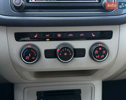 Черный Фольксваген Тигуан, объемом двигателя 2 л и пробегом 185 тыс. км за 13999 $, фото 47 на Automoto.ua