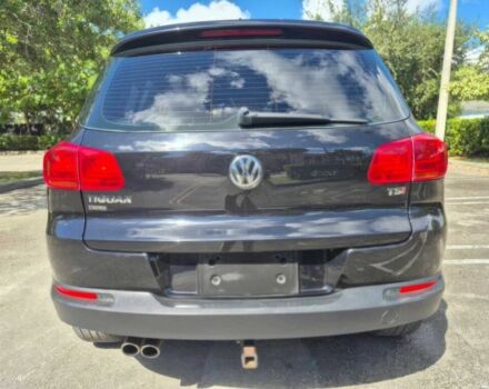 Черный Фольксваген Тигуан, объемом двигателя 2 л и пробегом 55 тыс. км за 17000 $, фото 4 на Automoto.ua