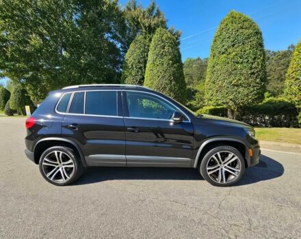 Черный Фольксваген Тигуан, объемом двигателя 2 л и пробегом 57 тыс. км за 9000 $, фото 6 на Automoto.ua