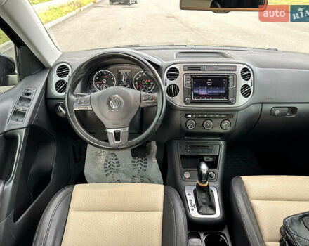 Черный Фольксваген Тигуан, объемом двигателя 2 л и пробегом 175 тыс. км за 12333 $, фото 59 на Automoto.ua