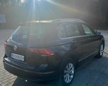 Черный Фольксваген Тигуан, объемом двигателя 2 л и пробегом 300 тыс. км за 17000 $, фото 4 на Automoto.ua