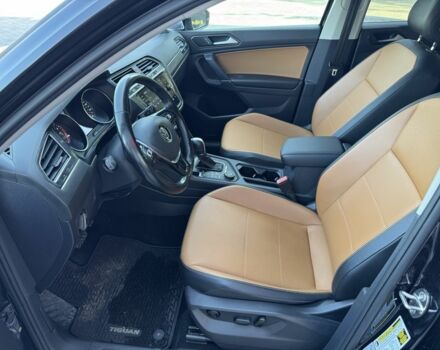 Черный Фольксваген Тигуан, объемом двигателя 2 л и пробегом 173 тыс. км за 16400 $, фото 10 на Automoto.ua