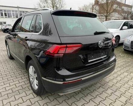 Черный Фольксваген Тигуан, объемом двигателя 2 л и пробегом 102 тыс. км за 12100 $, фото 4 на Automoto.ua