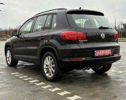 Черный Фольксваген Тигуан, объемом двигателя 2 л и пробегом 95 тыс. км за 14499 $, фото 7 на Automoto.ua