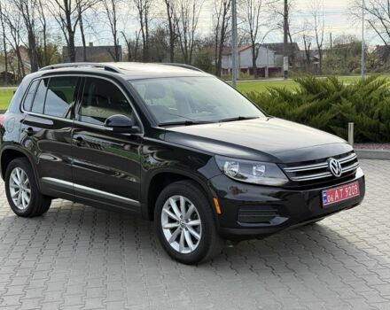 Чорний Фольксваген Тігуан, об'ємом двигуна 2 л та пробігом 104 тис. км за 14800 $, фото 2 на Automoto.ua