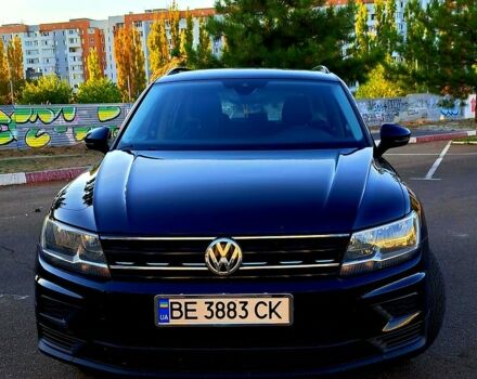 Черный Фольксваген Тигуан, объемом двигателя 2 л и пробегом 177 тыс. км за 20500 $, фото 1 на Automoto.ua