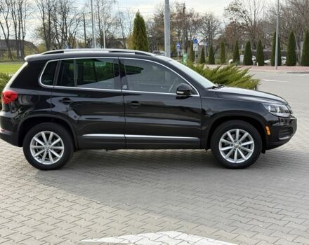 Чорний Фольксваген Тігуан, об'ємом двигуна 2 л та пробігом 104 тис. км за 14800 $, фото 3 на Automoto.ua