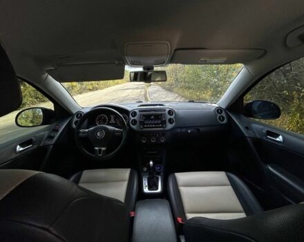 Черный Фольксваген Тигуан, объемом двигателя 2 л и пробегом 145 тыс. км за 12500 $, фото 5 на Automoto.ua