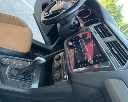 Черный Фольксваген Тигуан, объемом двигателя 2 л и пробегом 173 тыс. км за 16400 $, фото 15 на Automoto.ua