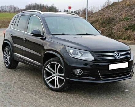 Чорний Фольксваген Тігуан, об'ємом двигуна 2 л та пробігом 82 тис. км за 10300 $, фото 7 на Automoto.ua