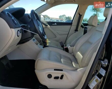 Черный Фольксваген Тигуан, объемом двигателя 2 л и пробегом 80 тыс. км за 1100 $, фото 6 на Automoto.ua