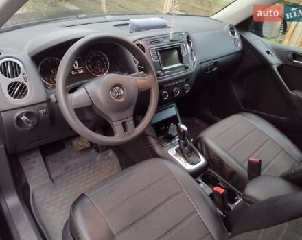 Черный Фольксваген Тигуан, объемом двигателя 2 л и пробегом 35 тыс. км за 19000 $, фото 8 на Automoto.ua