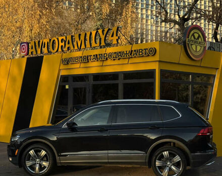 Черный Фольксваген Тигуан, объемом двигателя 1.98 л и пробегом 145 тыс. км за 19200 $, фото 7 на Automoto.ua