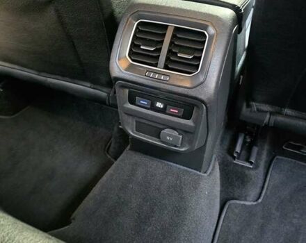 Черный Фольксваген Тигуан, объемом двигателя 1.98 л и пробегом 130 тыс. км за 24499 $, фото 17 на Automoto.ua