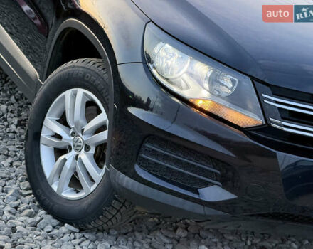 Черный Фольксваген Тигуан, объемом двигателя 2 л и пробегом 185 тыс. км за 13999 $, фото 9 на Automoto.ua