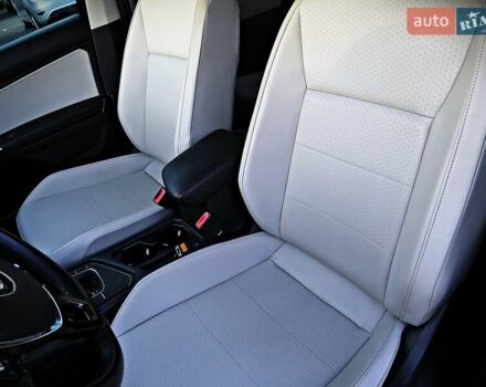 Черный Фольксваген Тигуан, объемом двигателя 1.98 л и пробегом 155 тыс. км за 18800 $, фото 9 на Automoto.ua