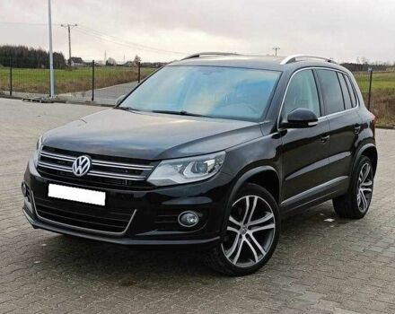 Чорний Фольксваген Тігуан, об'ємом двигуна 2 л та пробігом 82 тис. км за 10300 $, фото 6 на Automoto.ua