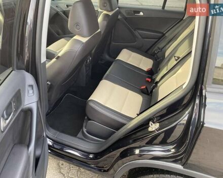 Черный Фольксваген Тигуан, объемом двигателя 2 л и пробегом 188 тыс. км за 14500 $, фото 13 на Automoto.ua