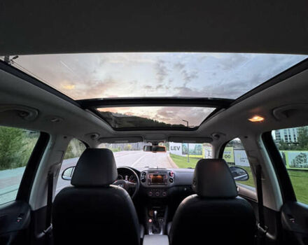 Чорний Фольксваген Тігуан, об'ємом двигуна 2 л та пробігом 117 тис. км за 15800 $, фото 18 на Automoto.ua