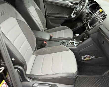 Чорний Фольксваген Тігуан, об'ємом двигуна 1.98 л та пробігом 150 тис. км за 30000 $, фото 15 на Automoto.ua