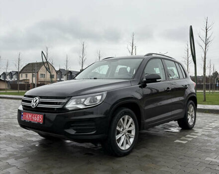 Черный Фольксваген Тигуан, объемом двигателя 2 л и пробегом 95 тыс. км за 14499 $, фото 1 на Automoto.ua