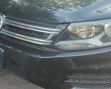 Черный Фольксваген Тигуан, объемом двигателя 1.98 л и пробегом 66 тыс. км за 16500 $, фото 2 на Automoto.ua