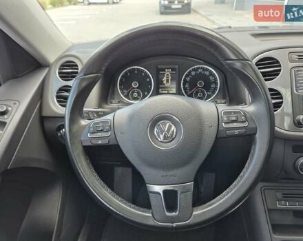 Чорний Фольксваген Тігуан, об'ємом двигуна 1.98 л та пробігом 117 тис. км за 17890 $, фото 39 на Automoto.ua