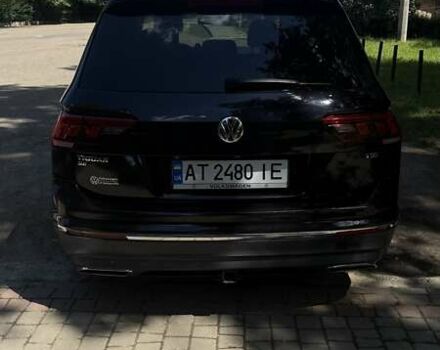Черный Фольксваген Тигуан, объемом двигателя 1.98 л и пробегом 175 тыс. км за 17500 $, фото 4 на Automoto.ua