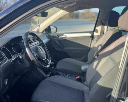 Черный Фольксваген Тигуан, объемом двигателя 2 л и пробегом 300 тыс. км за 17000 $, фото 10 на Automoto.ua