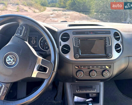 Чорний Фольксваген Тігуан, об'ємом двигуна 1.97 л та пробігом 150 тис. км за 14500 $, фото 3 на Automoto.ua