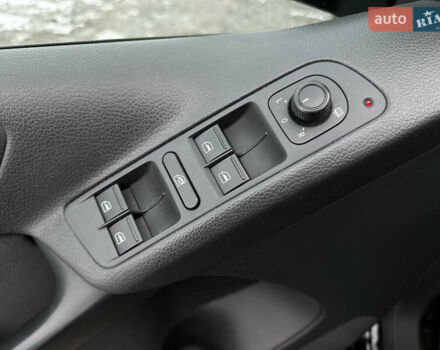 Черный Фольксваген Тигуан, объемом двигателя 1.97 л и пробегом 217 тыс. км за 13200 $, фото 11 на Automoto.ua