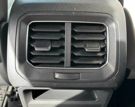 Чорний Фольксваген Тігуан, об'ємом двигуна 2 л та пробігом 42 тис. км за 17000 $, фото 15 на Automoto.ua