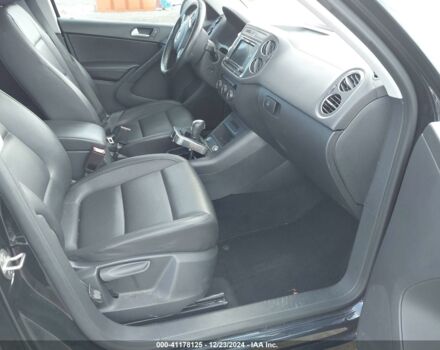 Черный Фольксваген Тигуан, объемом двигателя 2 л и пробегом 157 тыс. км за 8600 $, фото 6 на Automoto.ua