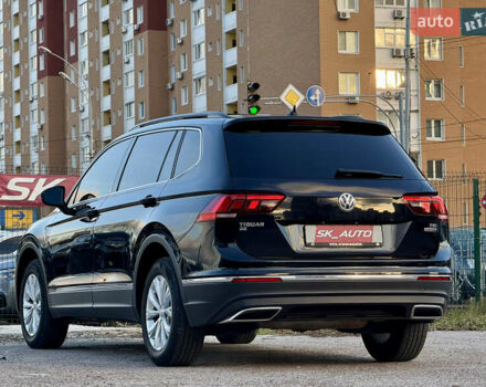 Черный Фольксваген Тигуан, объемом двигателя 1.98 л и пробегом 81 тыс. км за 21500 $, фото 75 на Automoto.ua