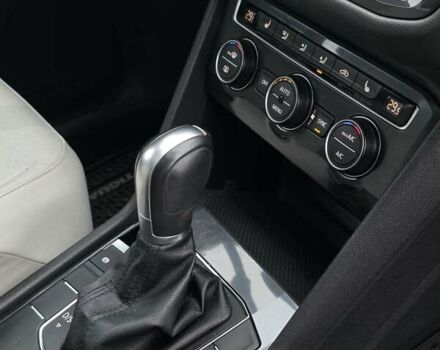 Черный Фольксваген Тигуан, объемом двигателя 1.98 л и пробегом 94 тыс. км за 19999 $, фото 17 на Automoto.ua