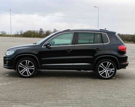 Чорний Фольксваген Тігуан, об'ємом двигуна 2 л та пробігом 82 тис. км за 10300 $, фото 5 на Automoto.ua