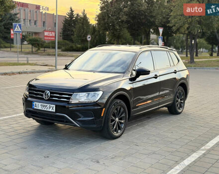Чорний Фольксваген Тігуан, об'ємом двигуна 1.98 л та пробігом 90 тис. км за 16500 $, фото 1 на Automoto.ua